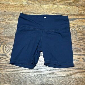 90 Degree Short Navy